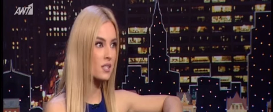 Τζούλια Νόβα: “Έμενα με τον σύντροφο μου και για μία εβδομάδα δεν πήγαινα τουαλέτα” (vid)