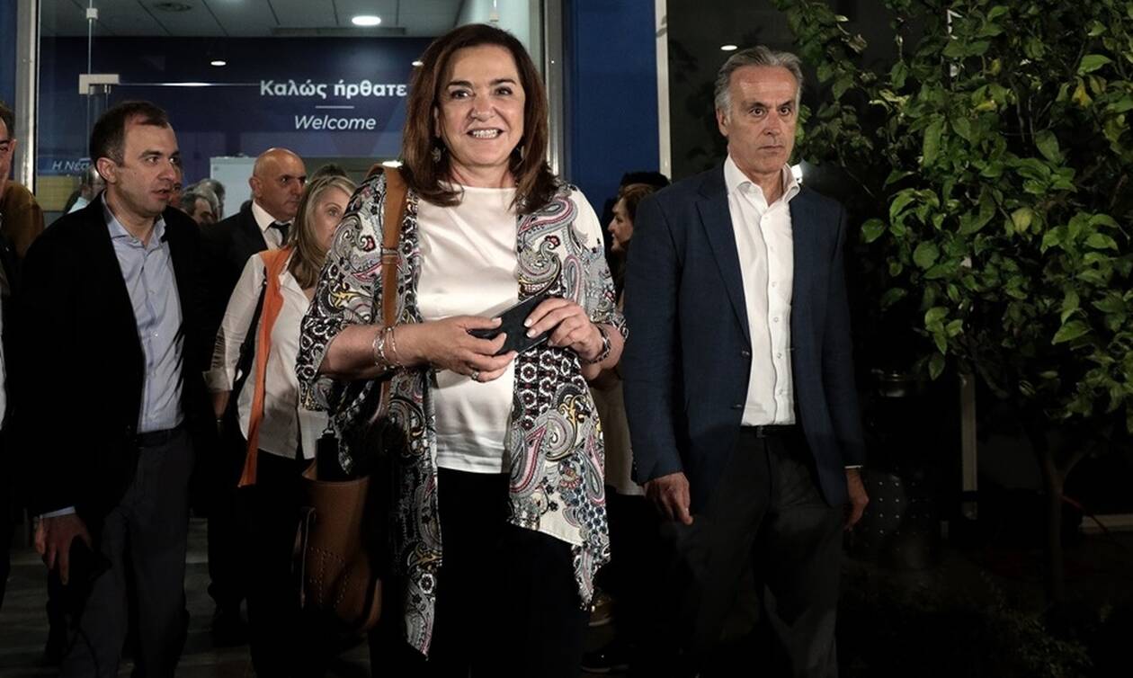 Δημοτικές εκλογές 2019: Δάκρυσε η Ντόρα Μπακογιάννη για τον γιο της – “Συγχαρητήρια αγόρι μου” (pic)