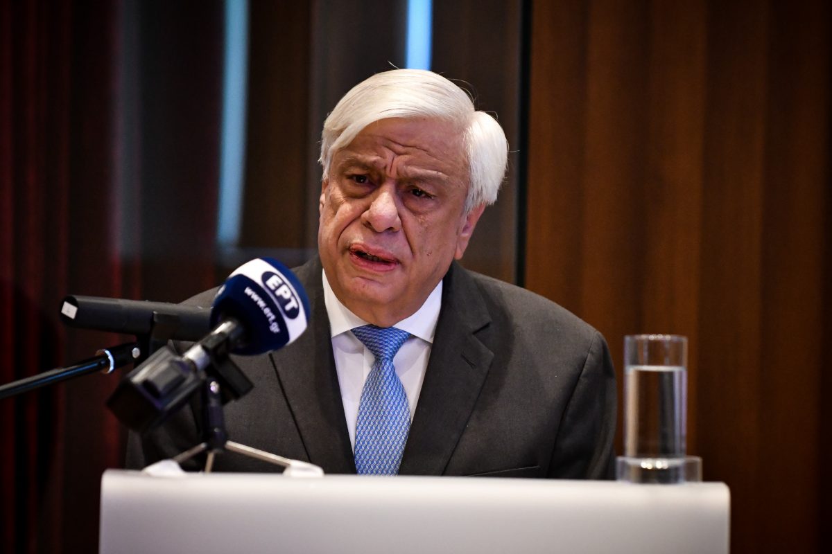 Προκόπης Παυλόπουλος: Εσπευσμένα στο νοσοκομείο ο Πρόεδρος της Δημοκρατίας