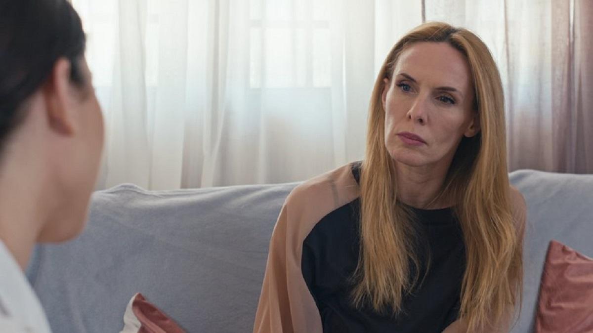 Εβελίνα Παπούλια: “Έπαθα ένα σοκ στα 30 μου” (vid)