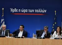 Παροχές από την Κυβέρνηση: Ρυθμίσεις και επιδόματα μία ανάσα πριν από τις κάλπες