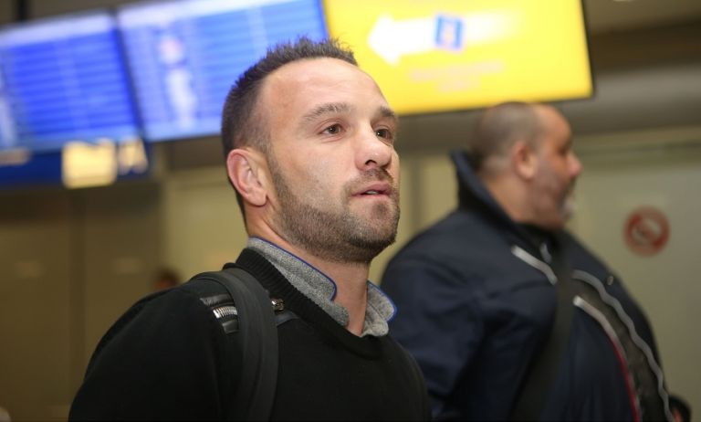Ματιέ Βαλμπουενά: Υπογράφει και αποθεώνεται