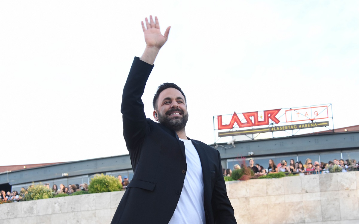 Γιώργος Γιαννιάς: Δεν τελείωσα το σχολείο (vid)