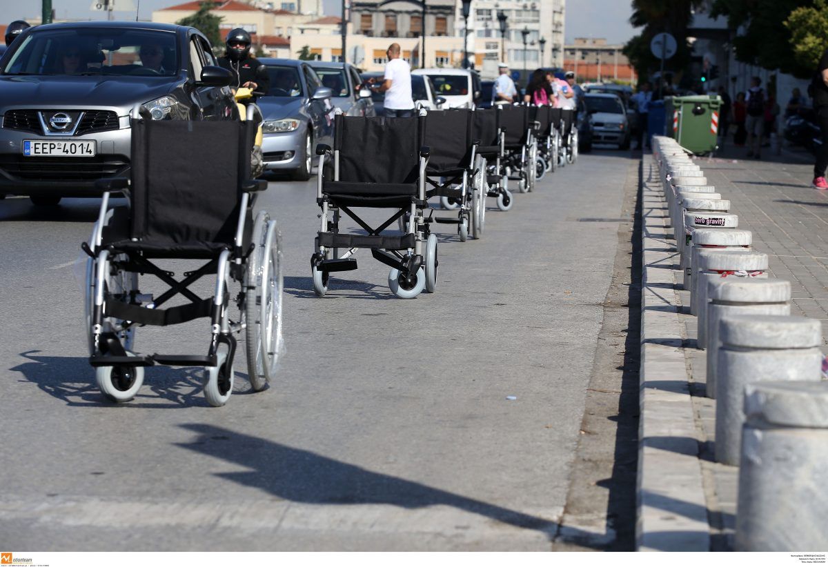 Κρήτη: Ηλεκτρικό μίνι λεωφορείο για μεταφορά ΑμεΑ αποκτά ο δήμος Χανίων