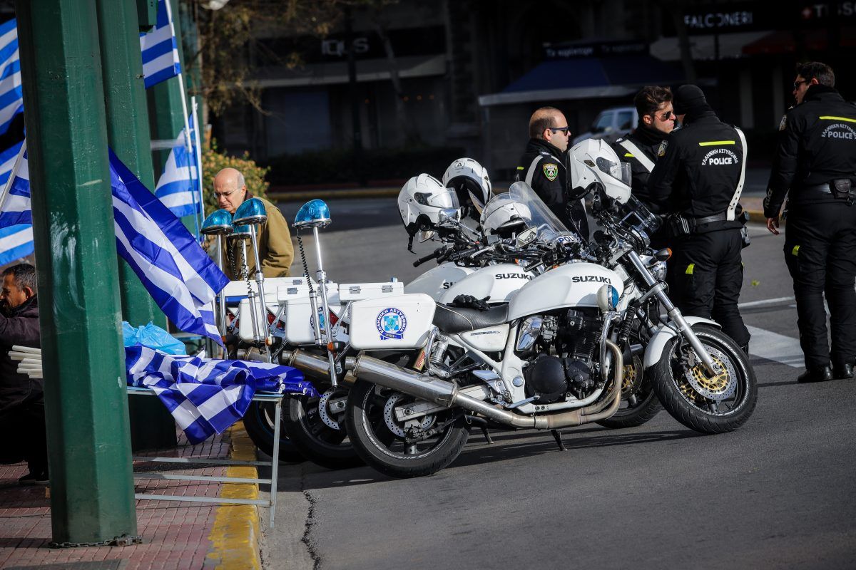 Καλαμαριά: Προσήγαγαν μαθητές 10-13 ετών επειδή βρίσκονταν σε σχολείο που είχε βανδαλιστεί