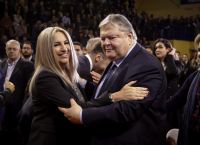 Ο κυνισμός του κ. Βενιζέλου και η αφέλεια ( ; ) της κ. Γεννηματά