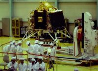 Chandrayaan-2: Η Ινδία ετοιμάζεται να το εκτοξεύσει για τη Σελήνη