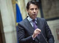 Iταλία: Ο πρωθυπουργός απειλεί με παραίτηση
