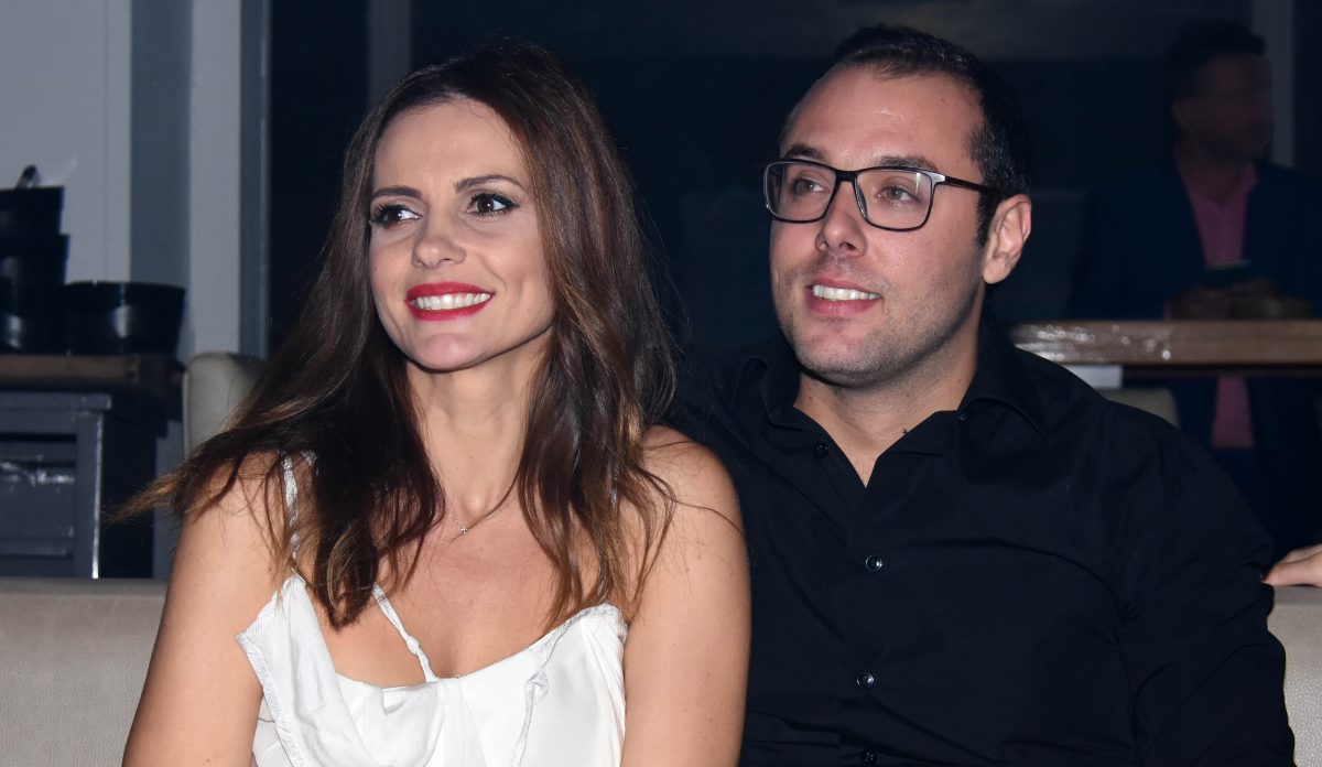 Βασίλης Λιάτσος – Ελένη Καρποντίνη: “Κάθε μέρα σφαζόμαστε” (vid)