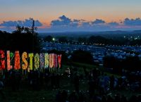 Βιβλίο για την ιστορία του Glastonbury Festival