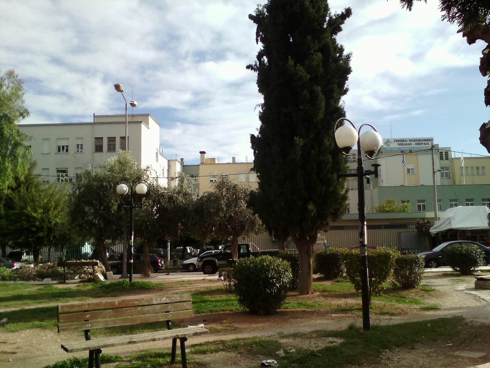 Τραγωδία στο Κρατικό Νικαίας: Νεκρή η νοσοκόμα που πήδηξε από το παράθυρο