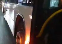 Λεωφορείο χωρίς οδηγό σκόρπισε τον τρόμο στην Πάτρα (vids)