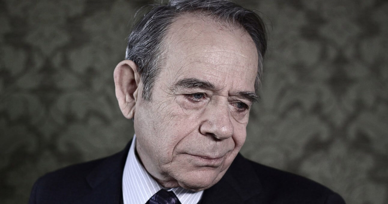 Ηλίας Λογοθέτης: Μιλάει για τη ζωή του στον Γρηγόρη Αρναούτογλου