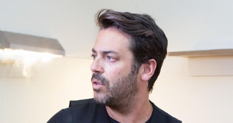 Πάνος Καλλίτσης: Συγκλονιστική περιγραφή για τη δολοφονική επίθεση που δέχθηκε (vid)