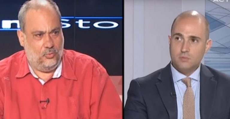 Ρουμελιώτης: «Θα σου ρίξω κουτουλιά» – Μπογδάνος: «Αντέχω» (vid)