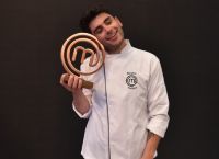 Masterchef: Επέστρεψε στο Άμστερνταμ ο Μανώλης Σαρρής