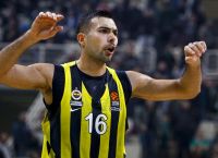Ολυμπιακός: Τα δεδομένα, αν υπάρχουν, με Σλούκα