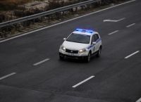 Κόρινθος: Συνελήφθησαν τέσσερα άτομα με χασίς