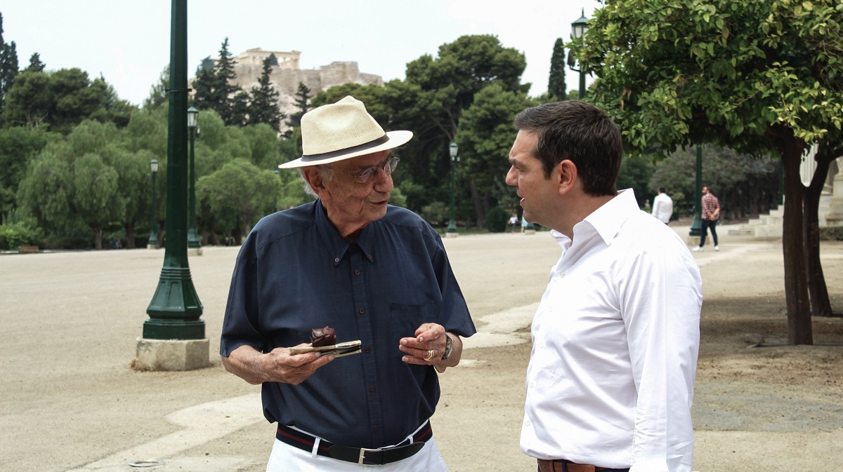 “Πάρτι” στο twitter για τον περίπατο Τσίπρα – Βασιλικού στο Ζάππειο