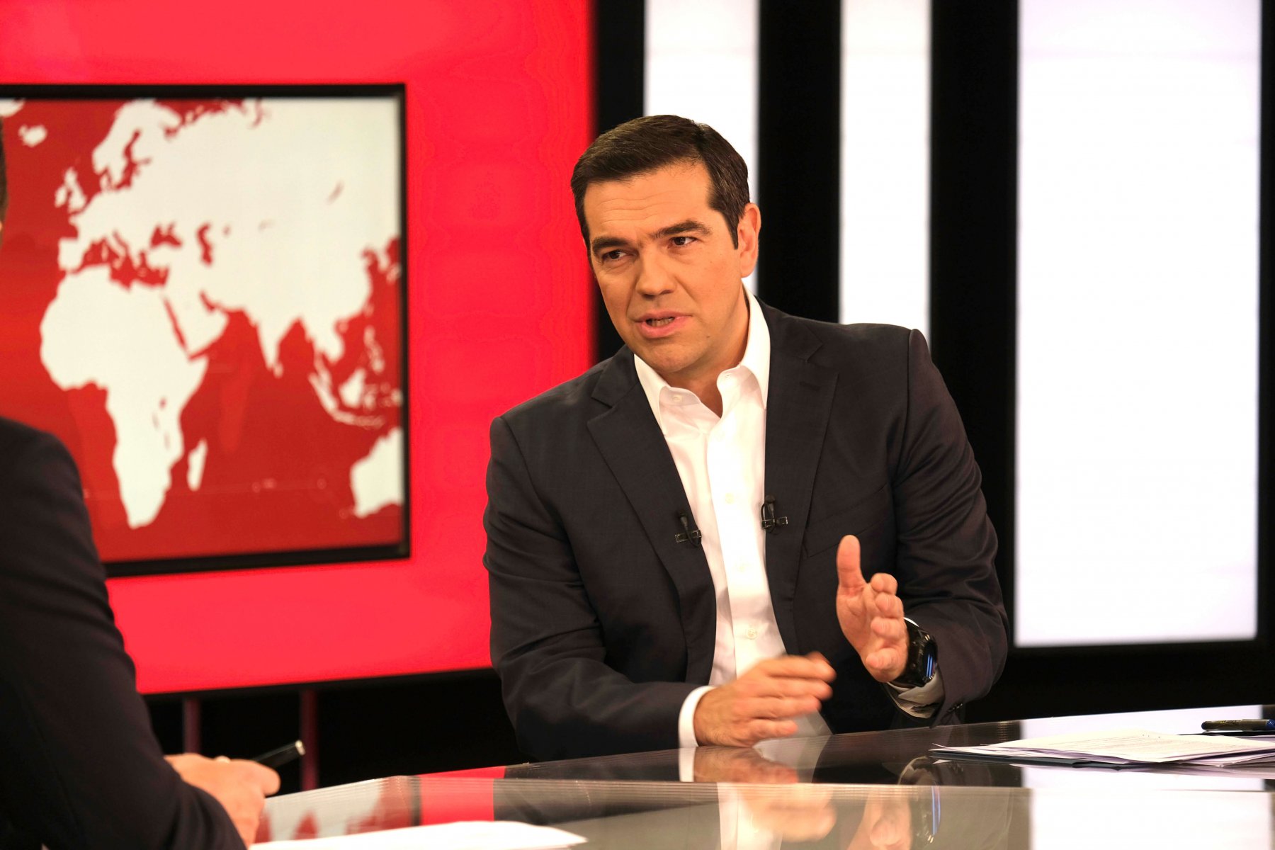 Αλέξης Τσίπρας: “Καραμανλής, Παπανδρέου και Σαμαράς έχουν ευθύνες για τη χρεοκοπία της Ελλάδας”