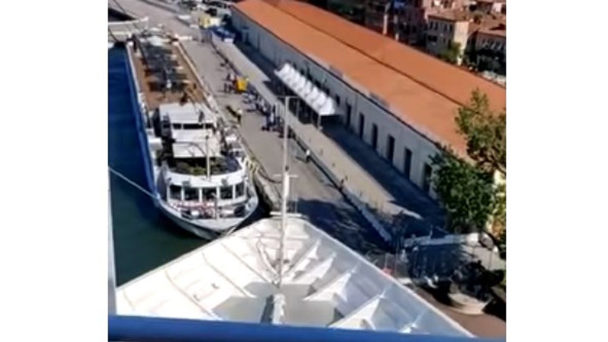 Βενετία: Κρουαζιερόπλοιο συγκρούστηκε με άλλο πλοίο – Αρκετοί οι τραυματίες
