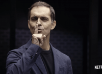 La Casa de Papel: Τι… γυρεύει ο Berlin στα παρασκήνια του τρίτου κύκλου; (vid)