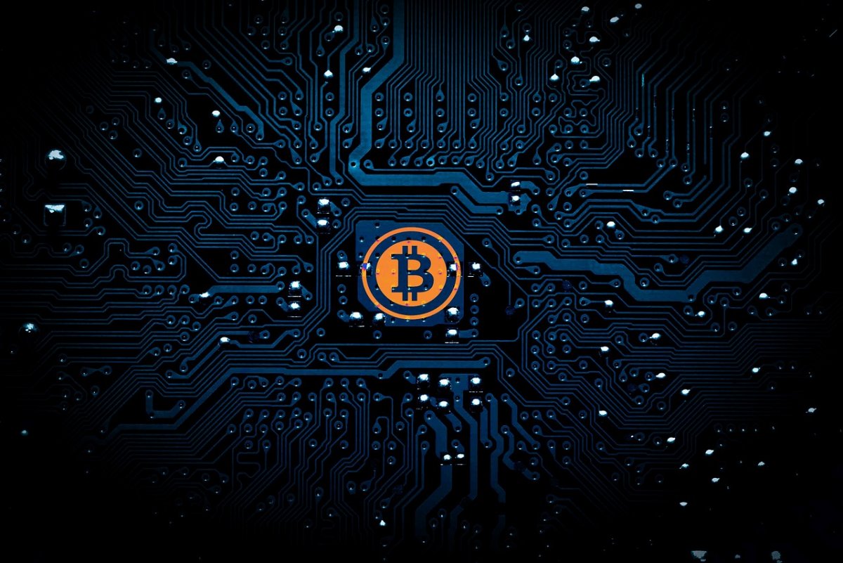 Bitcoin: Άλμα στην τιμή του – Ανήλθε σε υψηλό 18 μηνών