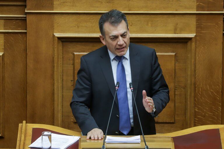 Βρούτσης για τουρισμό – επισιτισμό: Κανένας εργαζόμενος δεν θα μείνει απροστάτευτος