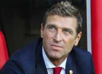 Μάσιμο Καρέρα: Υποψήφιος για τον πάγκο του ΠΑΟΚ