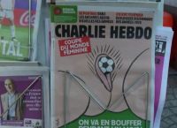 «Charlie Hebdo»: Προκαλεί σάλο ξανά – Αυτή τη φορά με το εξώφυλλο για το Μουντιάλ γυναικών (pic&vid)