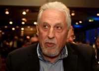 Γιάννης Μανώλης: Ένιωσε αδιαθεσία και κατέρρευσε μετά από μπάνιο στη θάλασσα