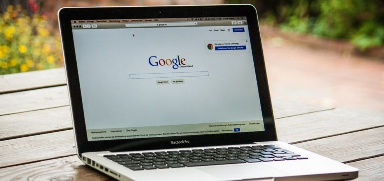 Google: “Πλουτίζετε εις βάρος μας”, αναφέρουν τα αμερικανικά ΜΜΕ