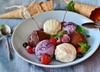 Παγωτό: Πόση ώρα πρέπει να περπατήσεις για να το “κάψεις”