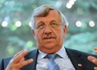 Βάλτερ Λίμπκε: Δολοφονήθηκε στέλεχος του κόμματος της Μέρκελ