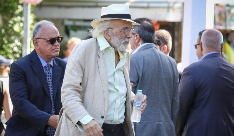 Αλέξανδρος Λυκουρέζος: “Έχω πληγωθεί και στεναχωρηθεί πολύ” (vid)