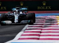 F1: “Πετούν” οι Mercedes στις ελεύθερες δοκιμές στη Γαλλία (vid)