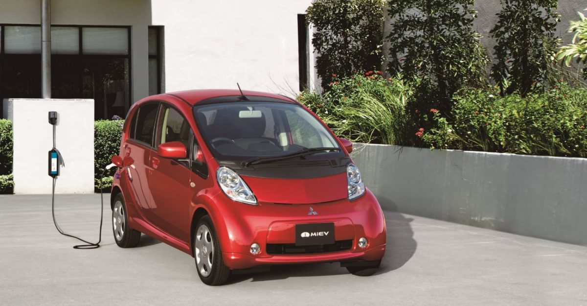 Mitsubishi: Γιορτάζει τα 10 χρόνια από την παρουσίαση του i-MiEV