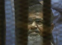 Μοχάμεντ Μόρσι: Πέθανε μέσα στο δικαστήριο ο πρώην πρόεδρος της Αιγύπτου