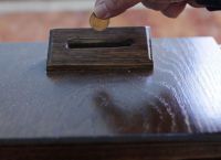 Τύρναβος 16χρονος: Άρπαξε 700 ευρώ από παγκάρι εκκλησίας