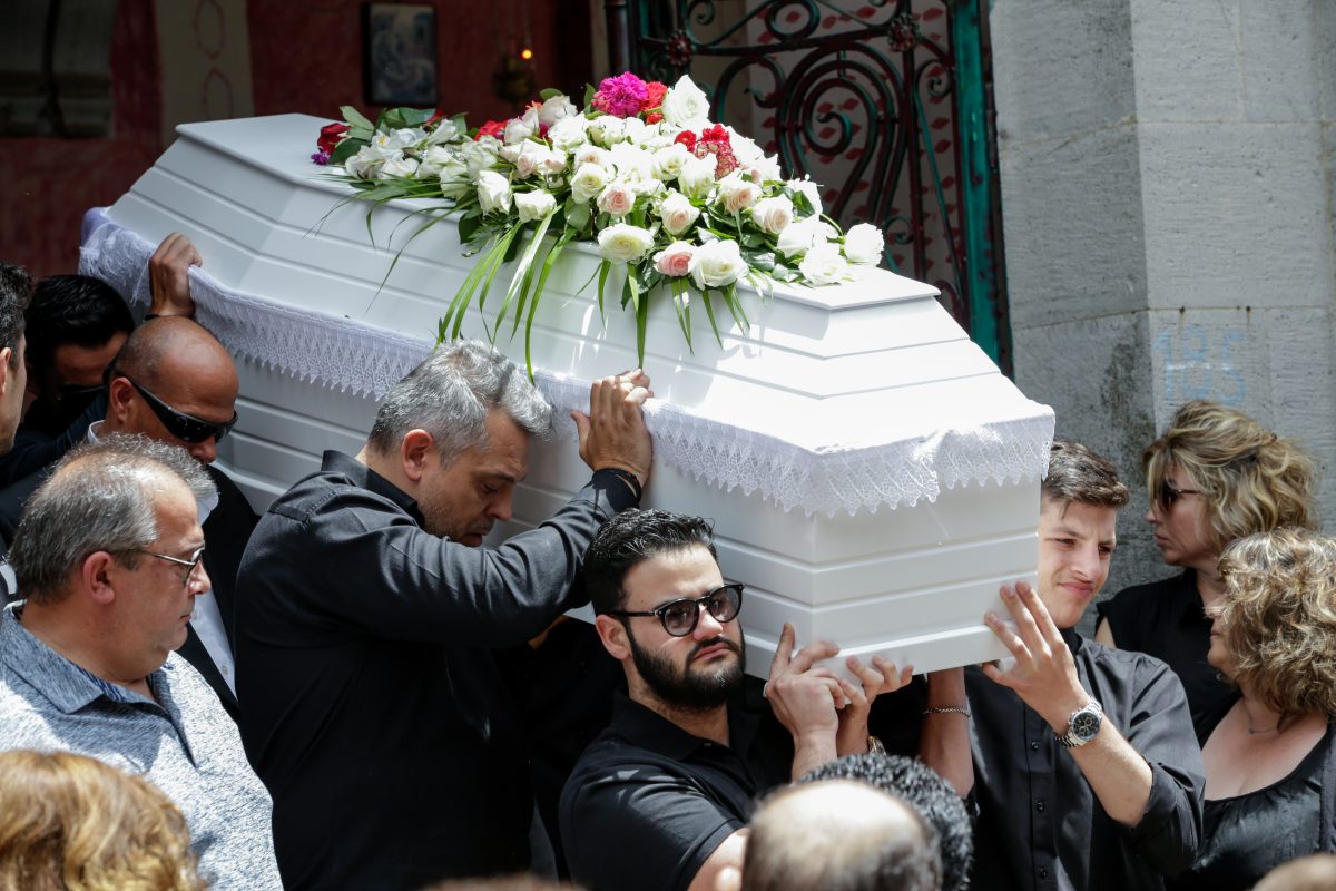 Κηδεία Πάνου Ζάρλα: Θλίψη στην Μυτιλήνη για τον χαμό του 28χρονου