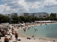 Καθαρές παραλίες Αττικής 2019: Η λίστα του Υπουργείου Υγείας με τις 11 θάλασσες που απαγορεύεται το κολύμπι