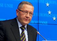 Ρέγκλινγκ δάνεια: Η Ελλάδα μπορεί να εξοικονομήσει 800 εκατομμύρια ευρώ από τον ESM Ρέγκλινγκ δάνεια: Η Ελλάδα μπορεί να εξοικονομήσει 800 εκατομμύρια ευρώ από τον ESM