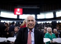 Κώστας Σημίτης: Στο αρχείο η δικογραφία για το ξέπλυμα βρώμικου χρήματος