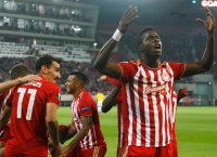 Παπέ Σισέ: Επιμένει η Γουλβς – “Κοντά στην απόκτησή του”