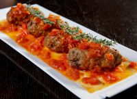 Σουτζουκάκια: Αρωματικά, αφράτα και απολαυστικά (vid)