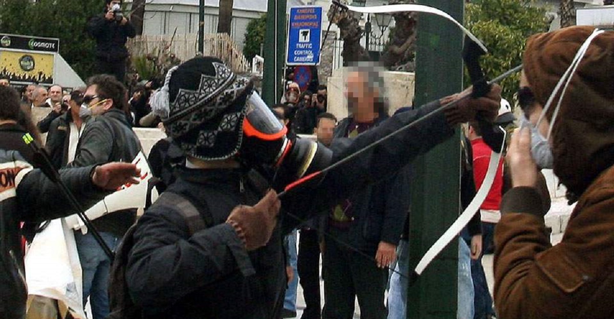 Απέδρασε από τις φυλακές Τίρυνθας ο “τοξοβόλος του Συντάγματος”