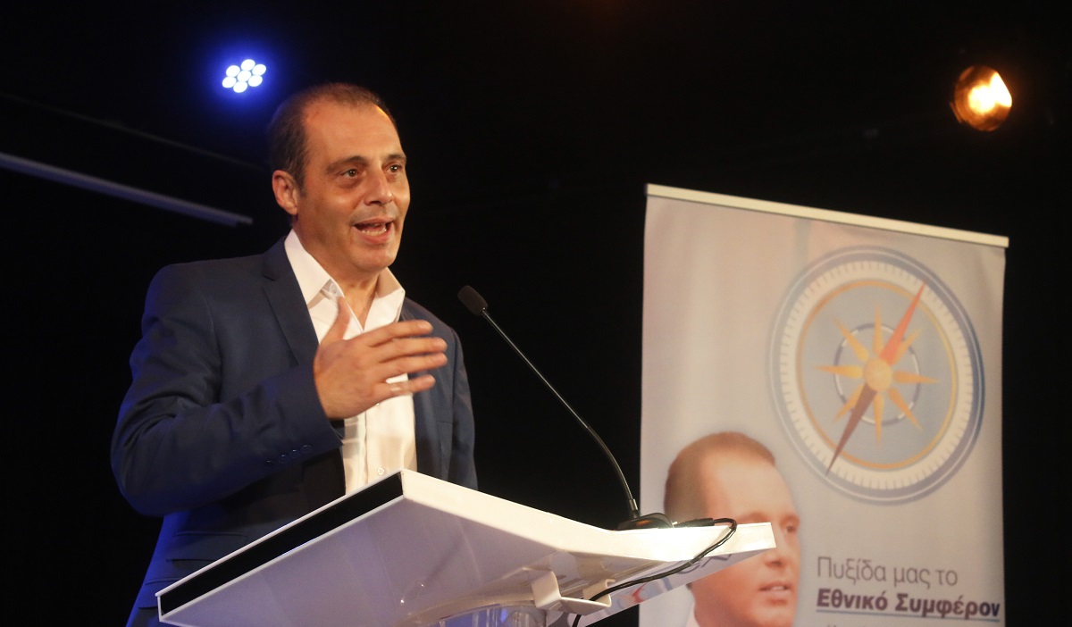Reuters για Βελόπουλο: “Ο απίθανος υποψήφιος που διαφημίζει θεραπευτικές κρέμες”