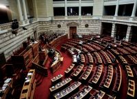 Αφορολόγητο: Ψηφίζεται στην Ολομέλεια η τροπολογία για την κατάργηση της μείωσης