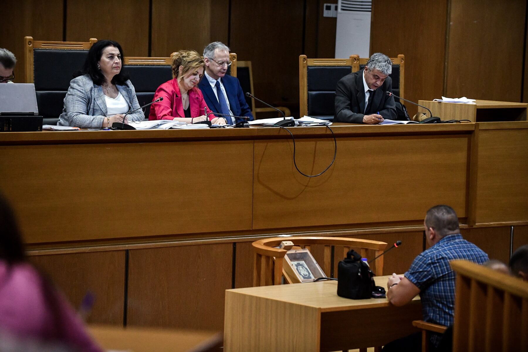 Δίκη Χρυσής Αυγής: Συνεχίζουν να δηλώνουν άγνοια οι κατηγορούμενοι