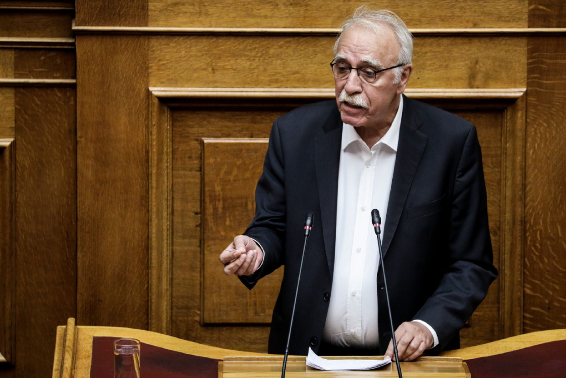 Δημήτρης Βίτσας: “Αξιοποιήστε τα προγράμματα – Αναιρέστε την υπαγωγή της μεταναστευτικής πολιτικής”